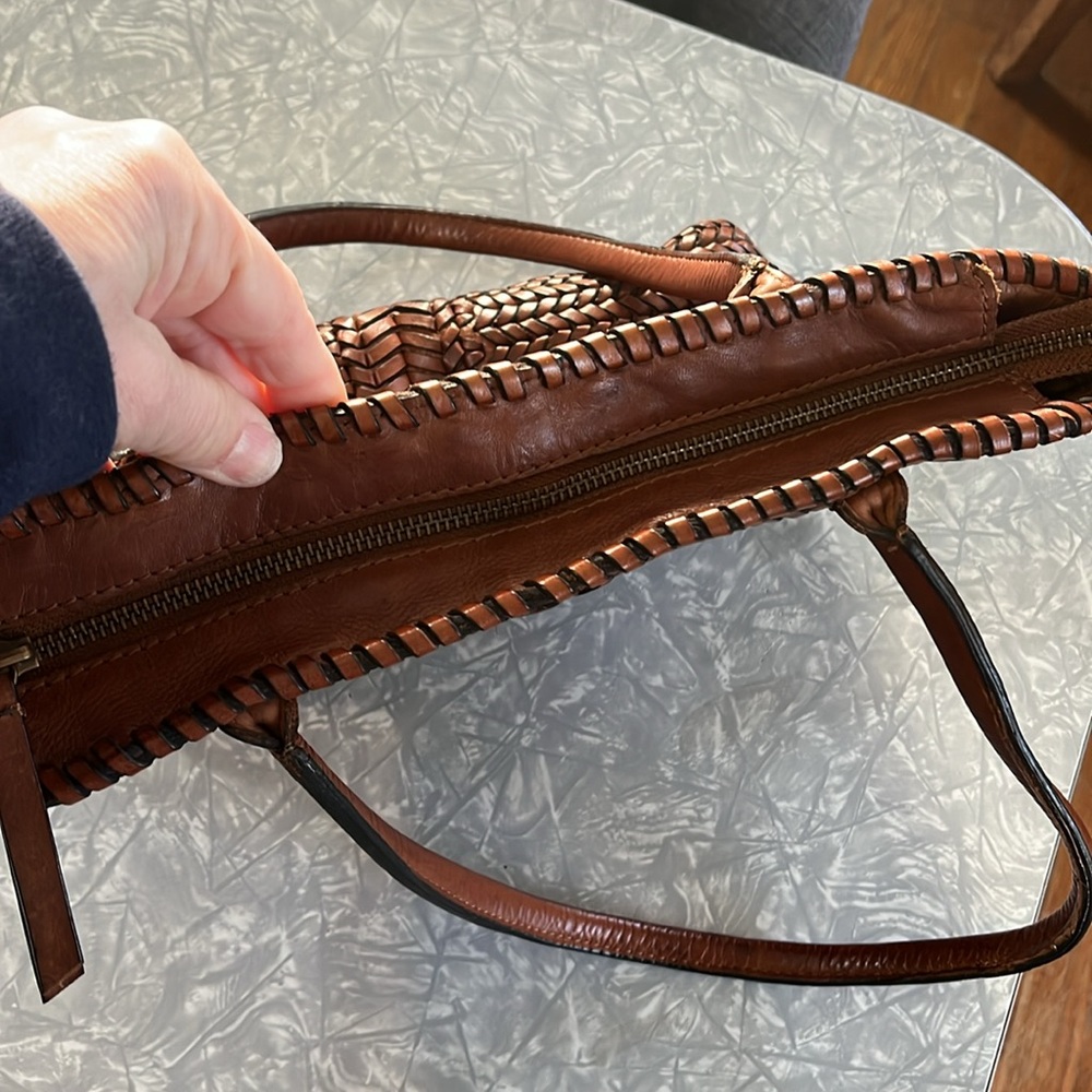 Unbranded Boutique Artisanal Vintage Brown Woven Leather Tote with Leather Strap - Picture 12 of 12